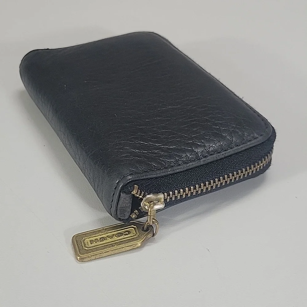 Vintage Coach Black Pebble Leather Zip-Around Leather Wallet